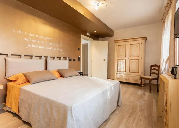 Pensión Borgo Petrarca 4*