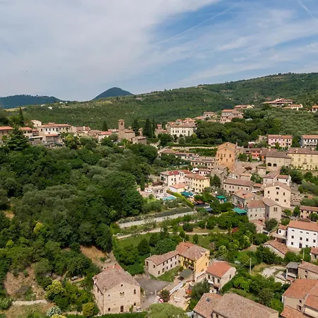 بيت ضيافة Borgo Petrarca أركوا بتراركا