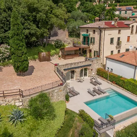 Borgo Petrarca