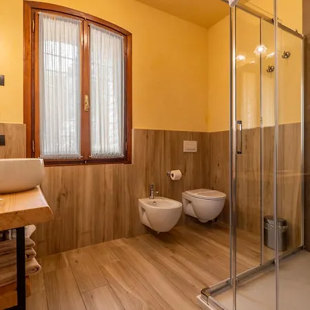 Borgo Petrarca بيت ضيافة