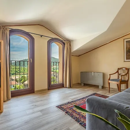 Borgo Petrarca أركوا بتراركا