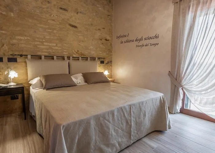 Borgo Petrarca 4* 아르쿠아타 페트라르카